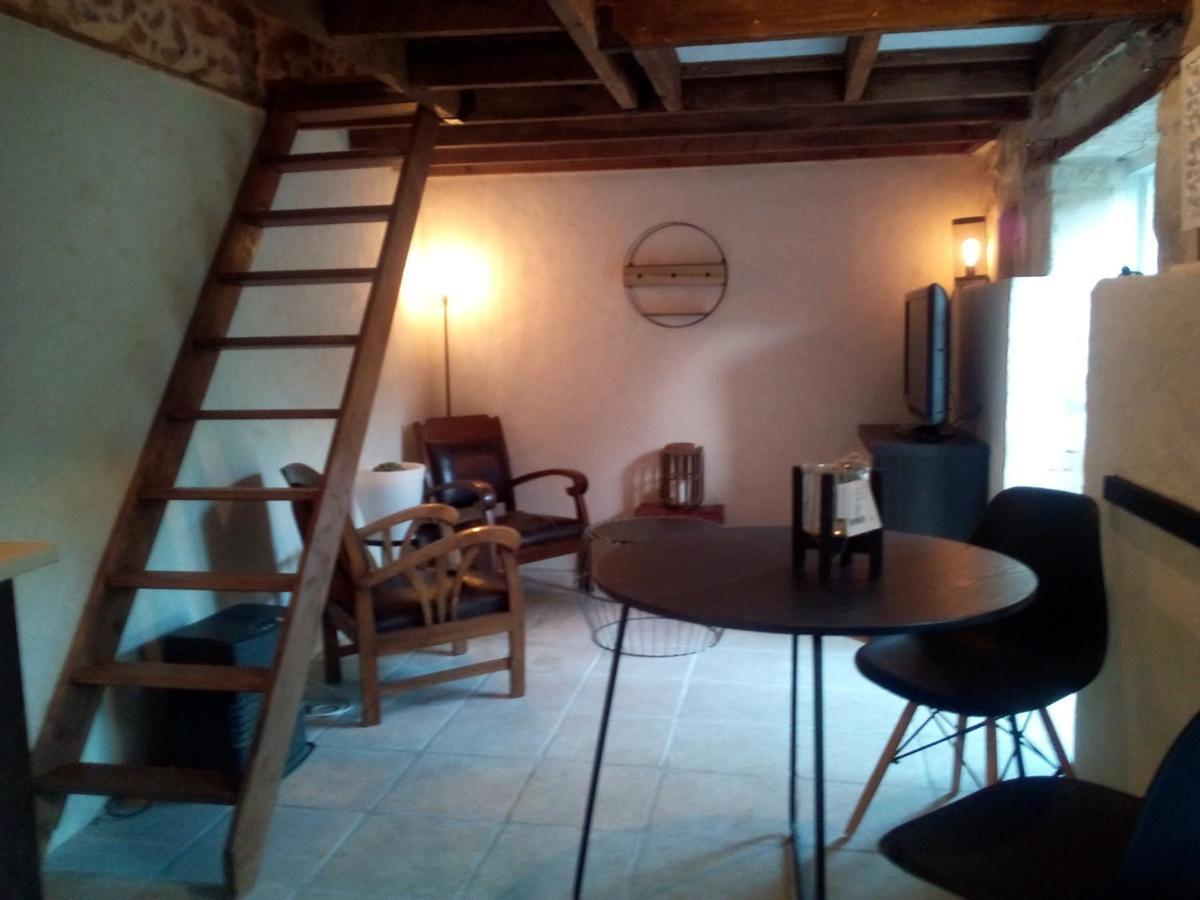 Les Chambres Du Vau Profond Vernoil エクステリア 写真